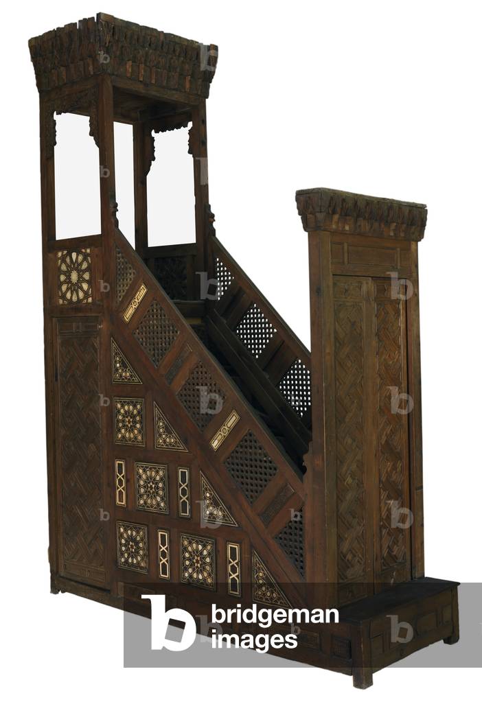 "islamische Kunst-Minbar-Holz geschnitzt und eingelegt-inv.n.1080-aus der Moschee von Tatar al Hijaziya-Mamluk