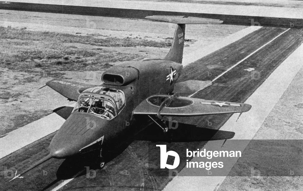 Aereo americano GE-Ryan XV-5A con decollo e atterraggio verticali costruito nel 1961