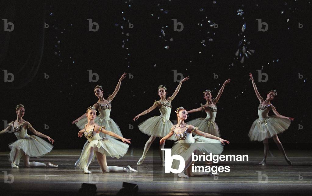 Balletto Mariinsky (Kirov Ballet) in 'Gioielli: Diamanti' (foto)