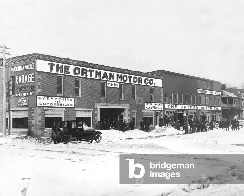 Ortman Motor Company, Washington Court House, Ohio, c.1920  (b/w photo)