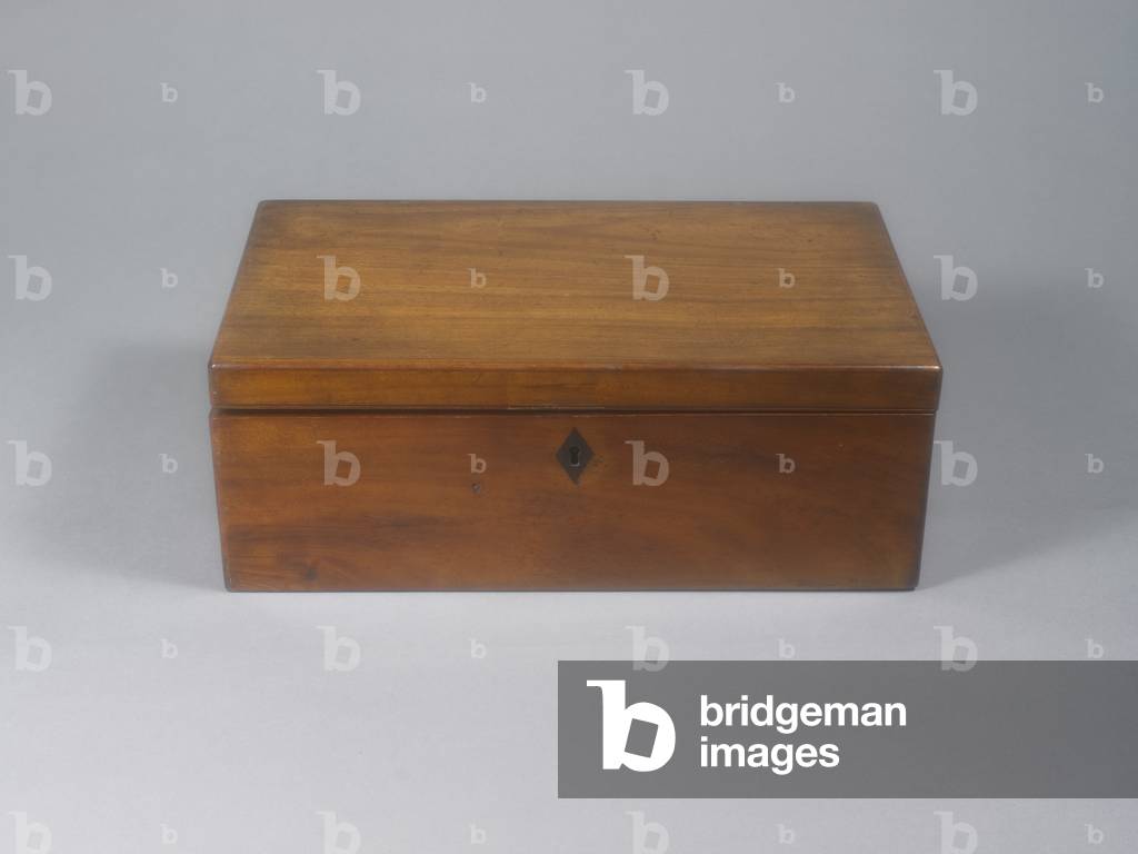 Portable writing desk that belonged to Jane Austen. Closed