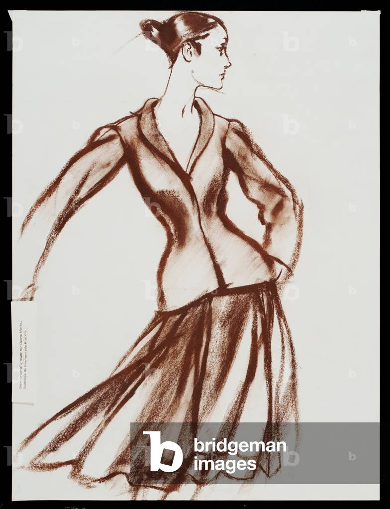 Completo con giacca collo rotolo e gonna gored