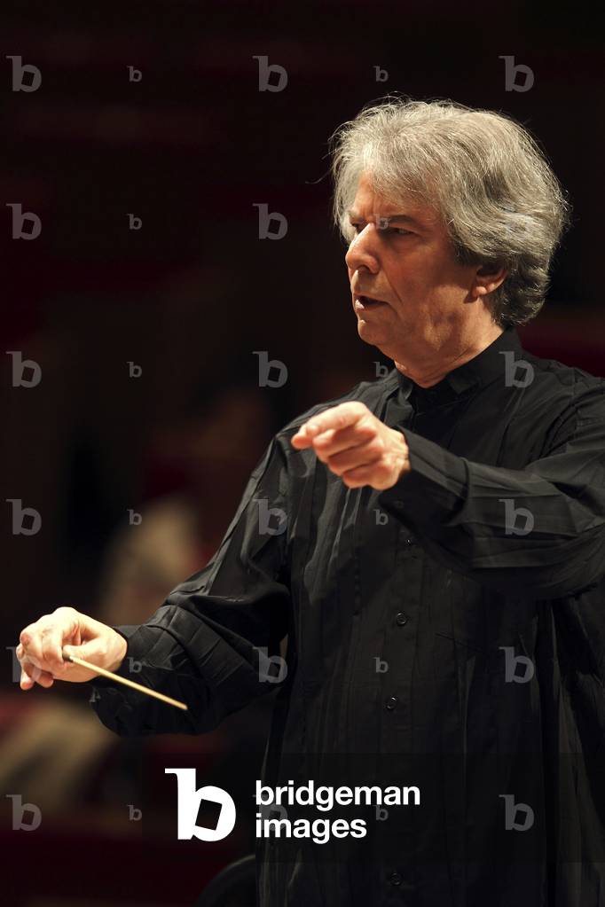 Immagine di Fotografia "Hartmut Haenchen nel maggio 2010 prova con l'orchestre de Paris" di Thierry Martinot