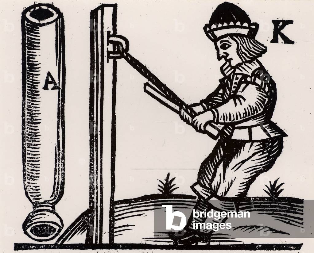 Il costruttore di fuochi d'artificio che crea un razzo