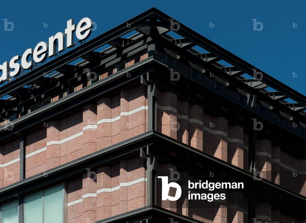 La Rinascente Roma Image of Contemporary architecture : Department store La Rinascente ...