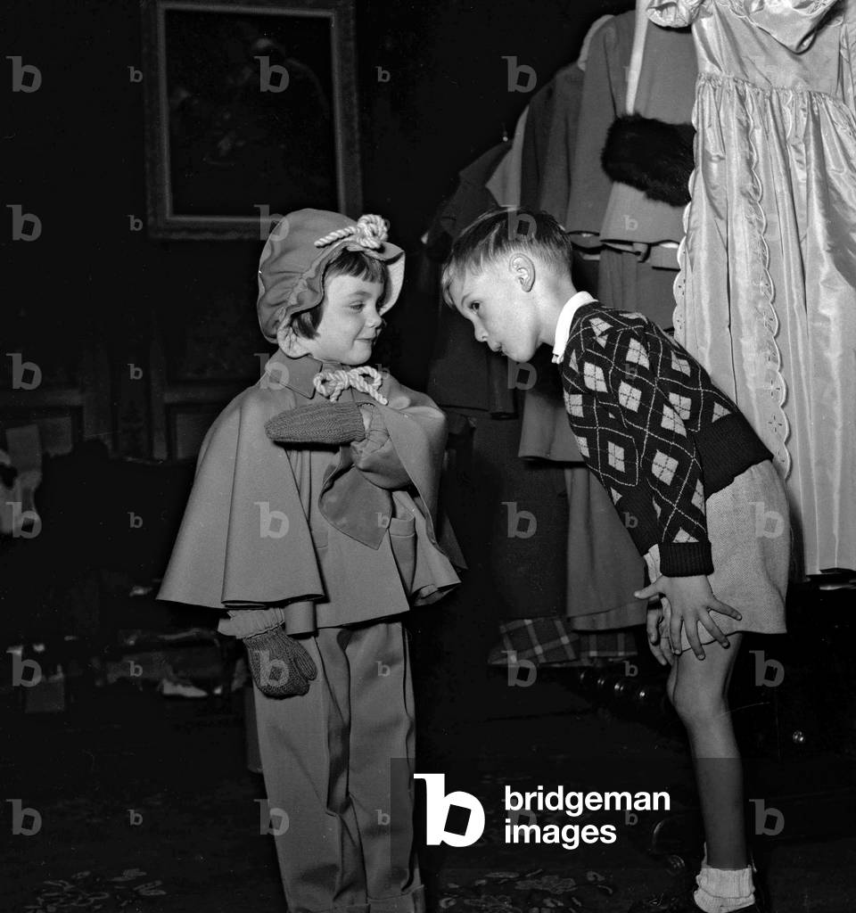 Bild von Fotografie "Jane Sylvain Modenschau (Kindermode)" 1949, b/w