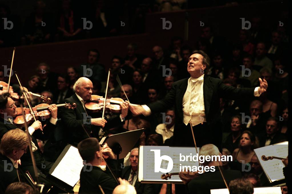 Claudio Abbado conducting Berlin Philharmonic Orchestra