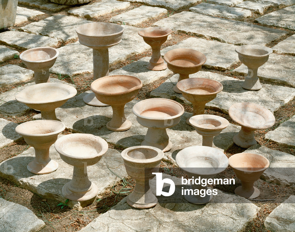Libation cups