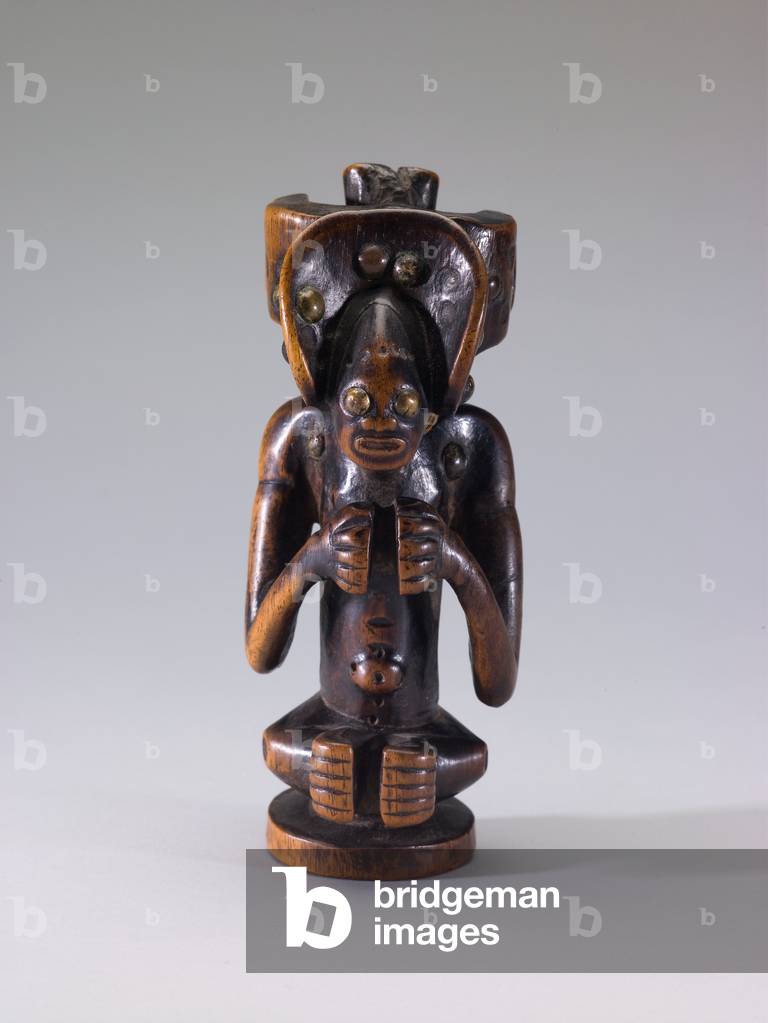 Figura da stelo del tubo, probabilmente agli inizi della metà del XIX secolo (legno con perline, fibra e chiod