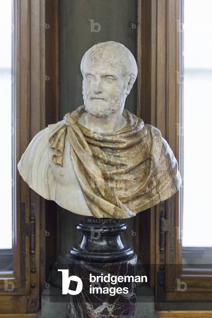 Büste mit dem Kopf eines Mannes, so genannt Macrinus, 3. Jahrhundert (Marmor)