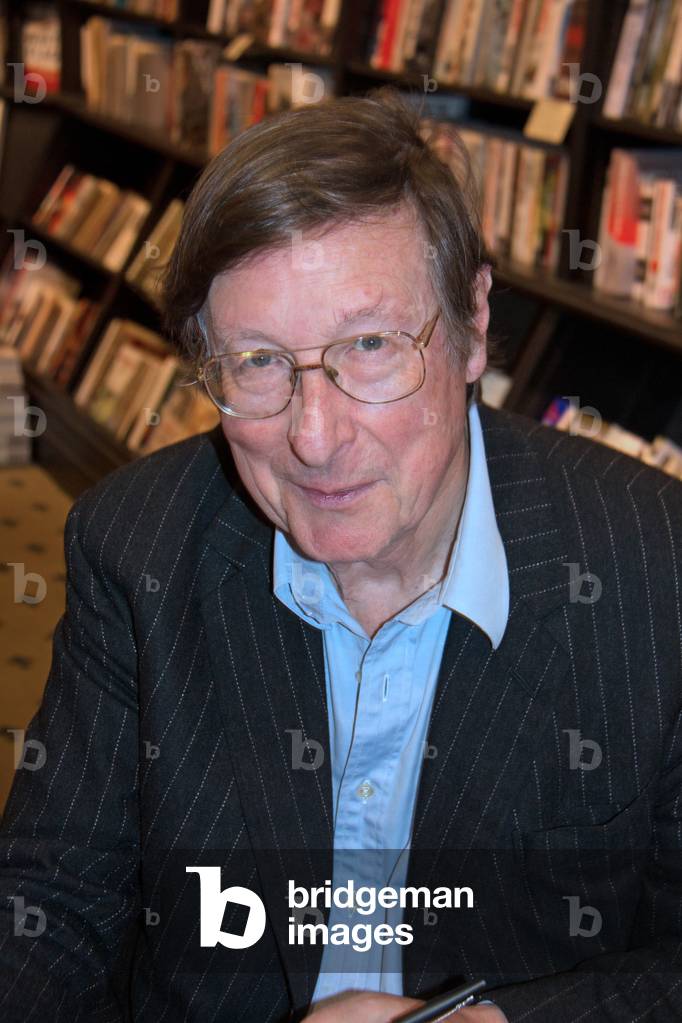 "Max Hastings"