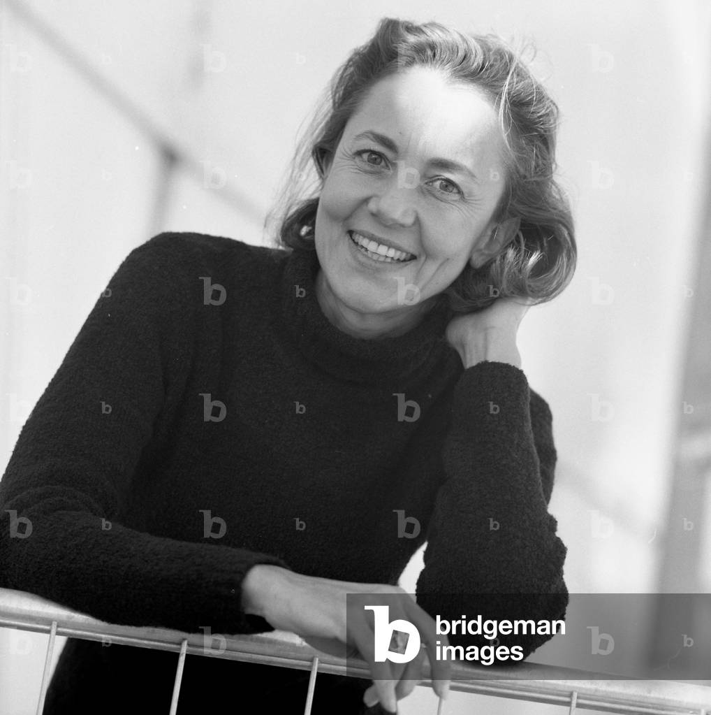 Image of Photography depicting dominique Bona by Louis Monier, b/w