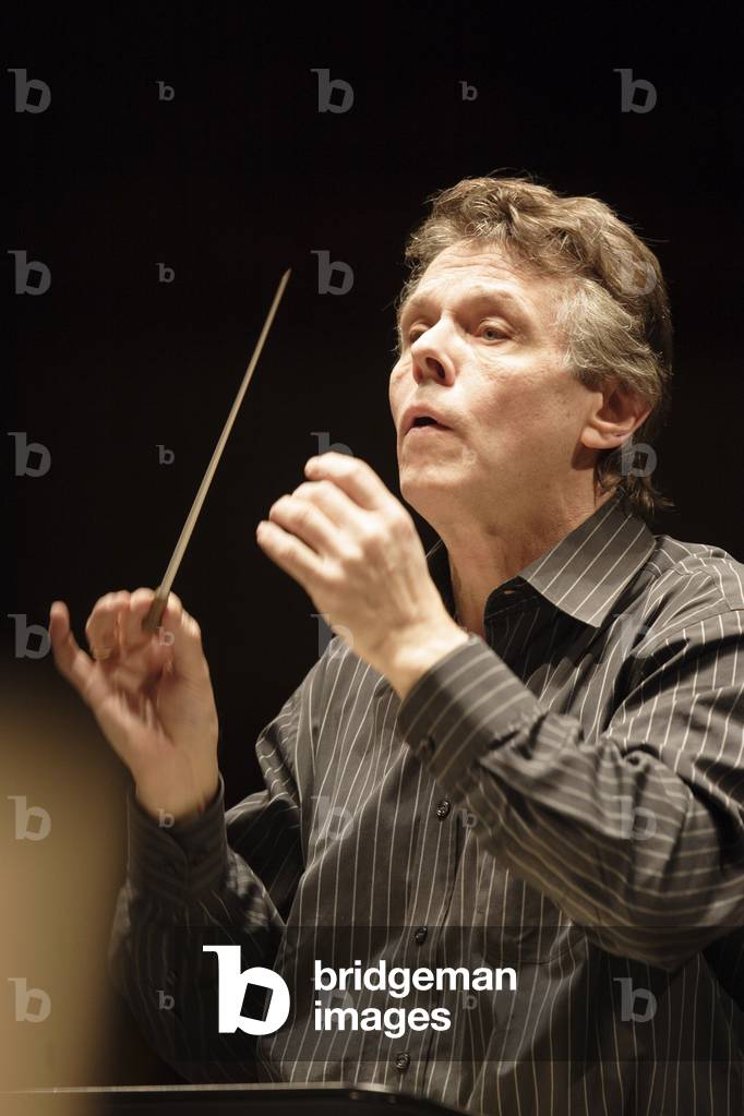 "Mariss Jansons si esibisce a Parigi" di Thierry Martinot, b/w