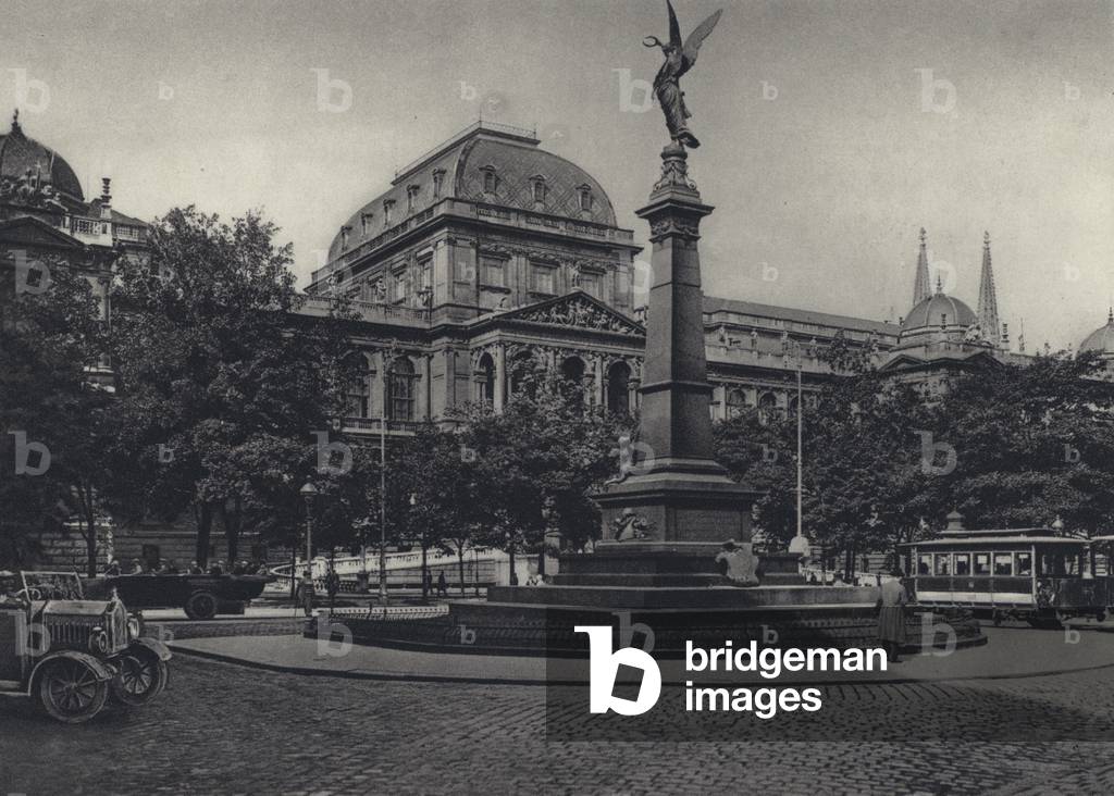 Immagine di Fotografia "Vienna: Università (b/n foto)" 1928 di Brazilian Photographer