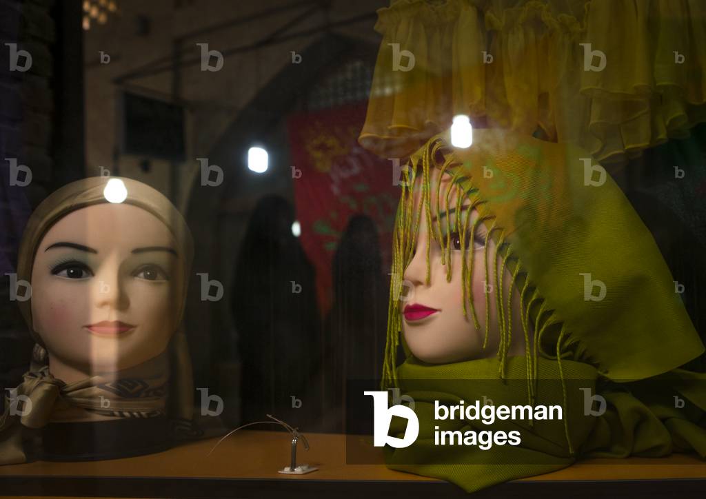Immagine di Fotografia "Velato Mannequins In The Bazaar" 2015