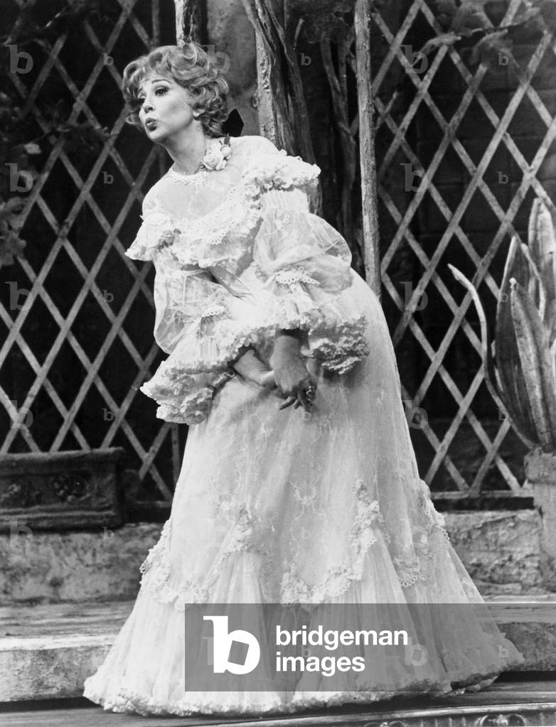 Immagine di Fotografia "Beverly Sills nel ruolo di Norina nel Don Pasquale di Donizetti al Metropolitan Opera 