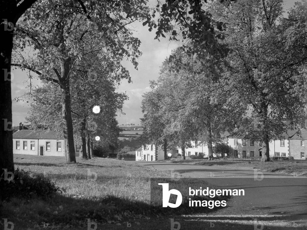 Immagine di Fotografia "Veduta della strada del villaggio di Dufton" 1930 di Joseph Hardman, b/w