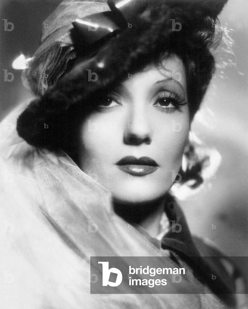 Actress Isa Miranda (1905-1982) in 1937 by Walter Limot, b/w