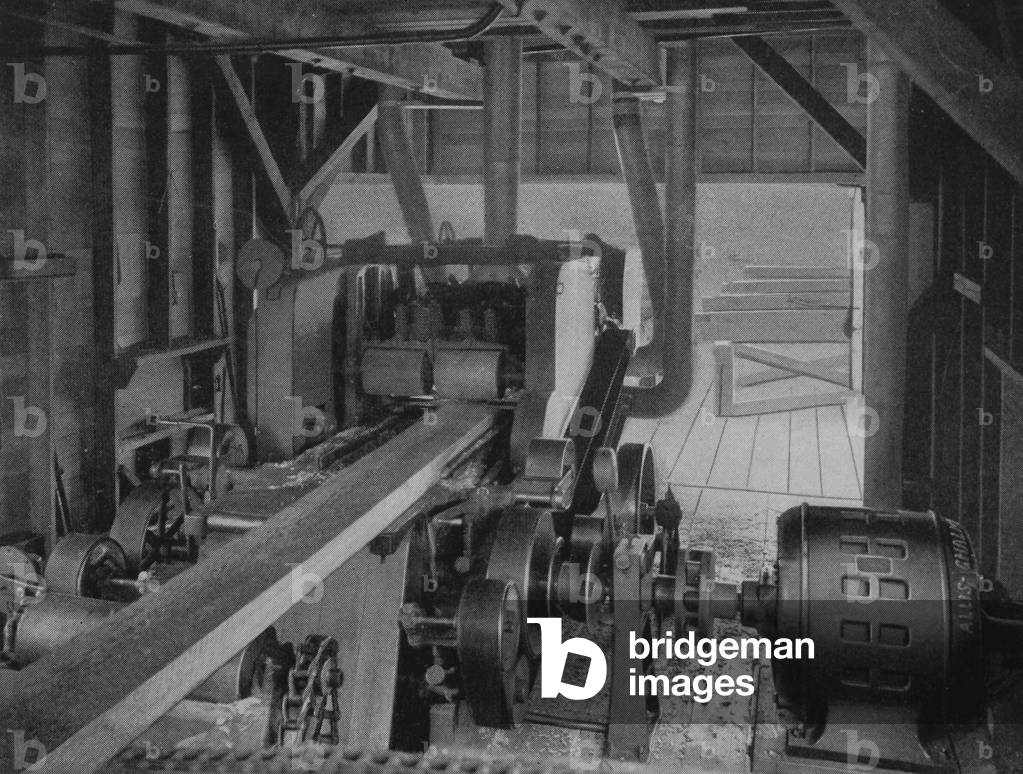"Un Sizer Pronto Prodotto da Allis Chalmers", 1922, b/w