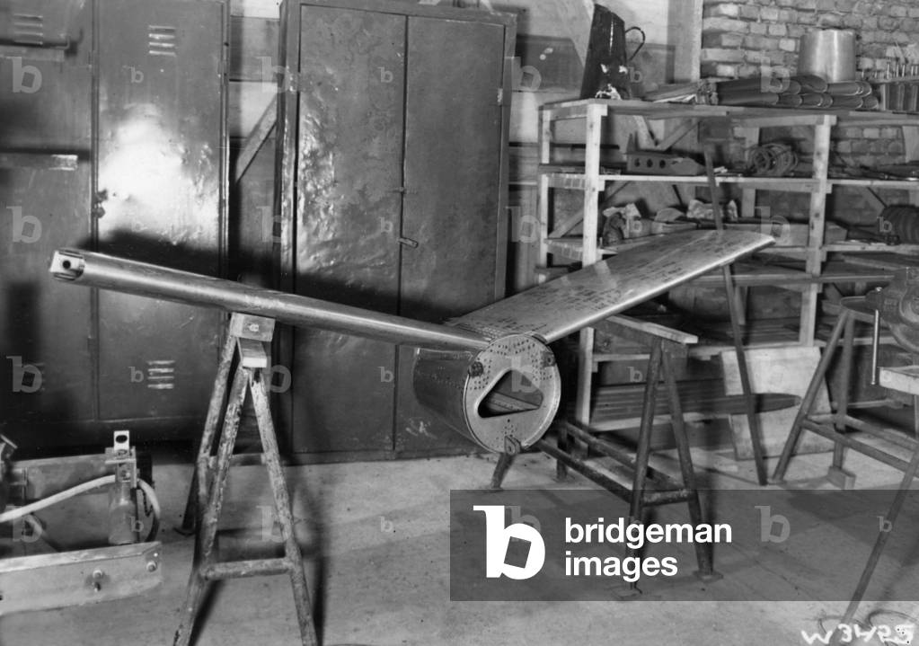 Jet-powered fighter aircraft - Heinkel He 162 Jet Fighter - Heinkel He ...