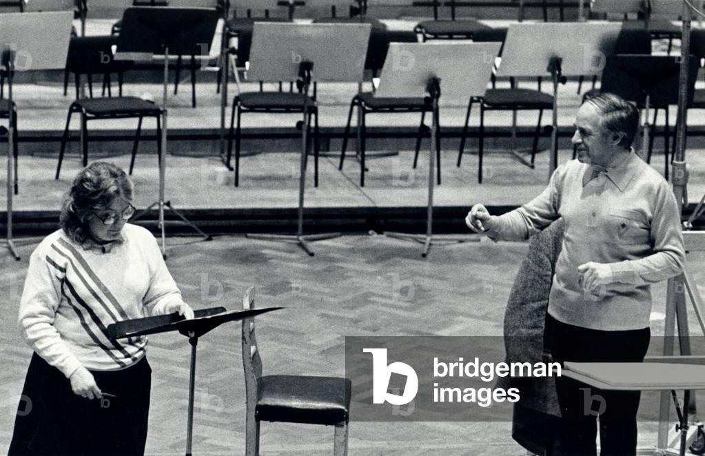Image de Photographie représentant BOULEZ Pierre avec Phyllis par George Newson