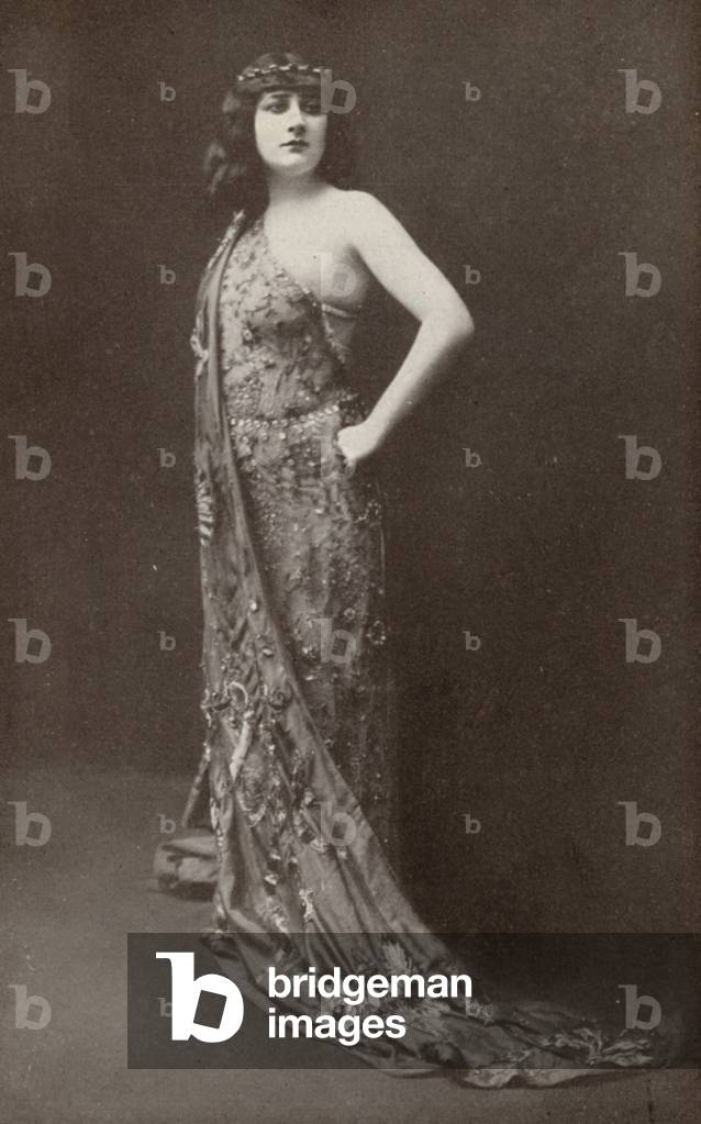 Mary Garden, come «Salome» (foto in b/n)