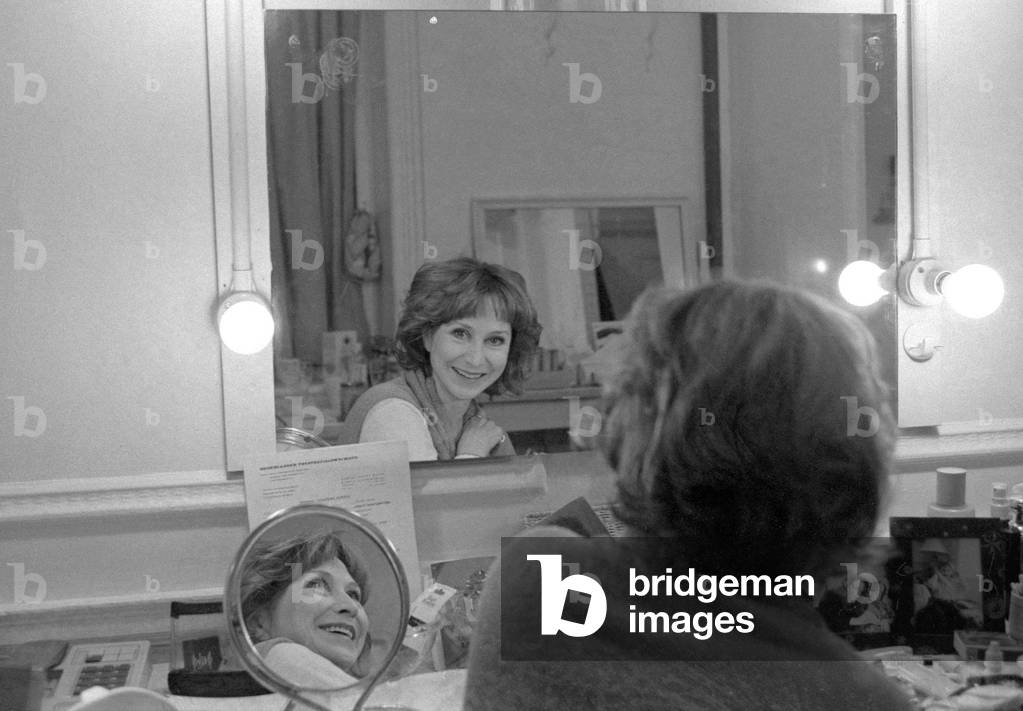 Bild von Fotografie "Felicity Kendal" von John Haynes, b/w