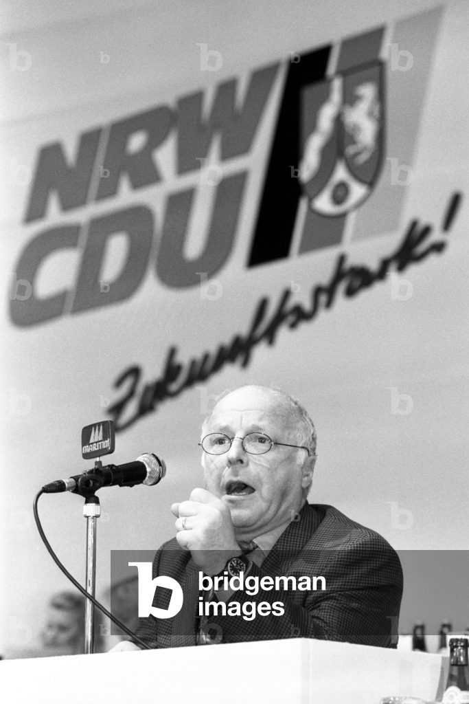 Immagine di Fotografia "Il ministro del lavoro Norbert Blüm (Germania CDU) al congresso statale del partito de