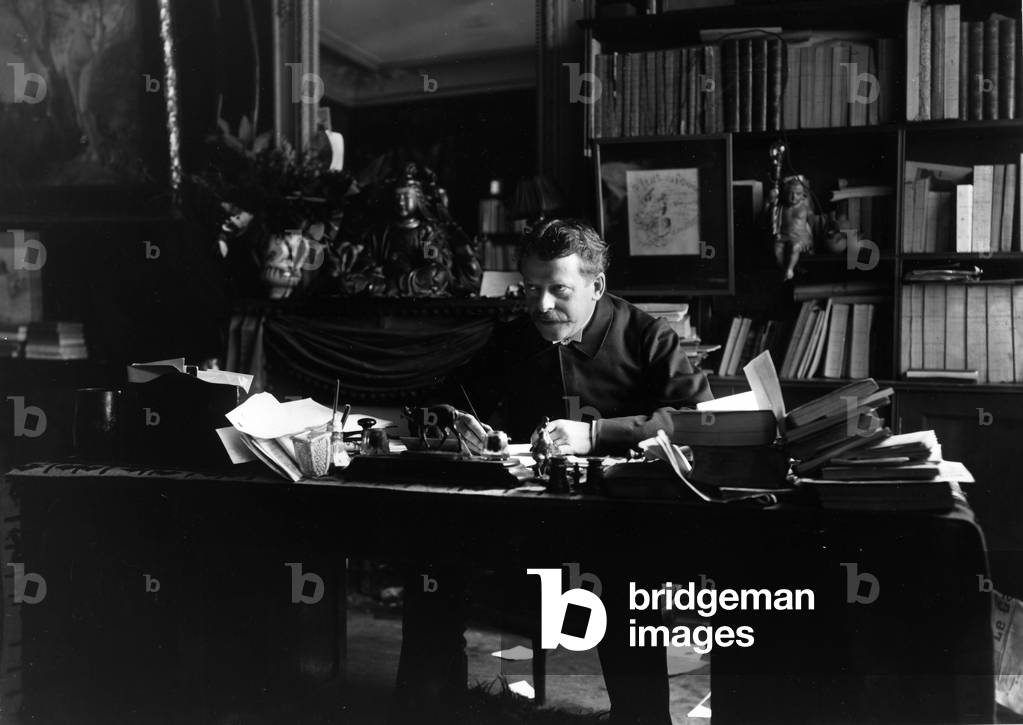 Image of Photography depicting Eugene Brieux (b/w photo) by Dornac, b/w