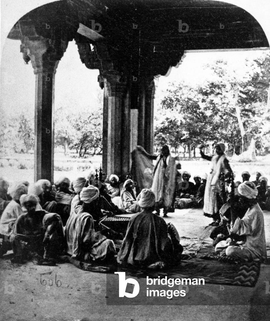 Nautch Dance, vers 1860 (b/w photo)