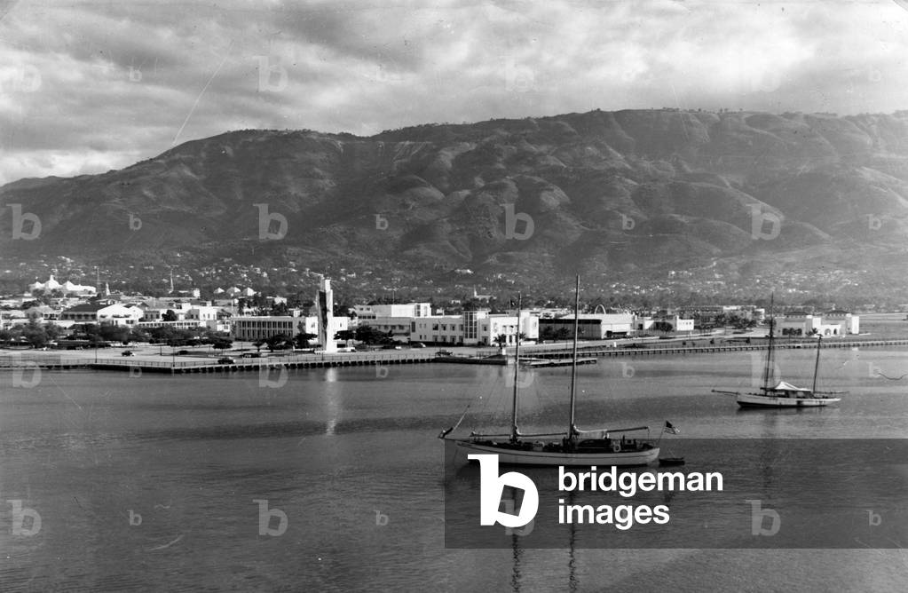 Port-au-Prince waterfront, 1954 (b/w photo)