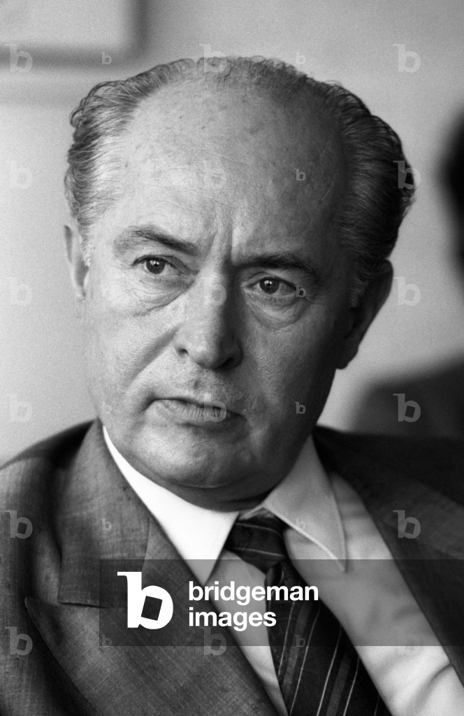 Image de Photographie représentant Le président George Vassiliou (Chypre) lors d'une visite à Bonn... 1989