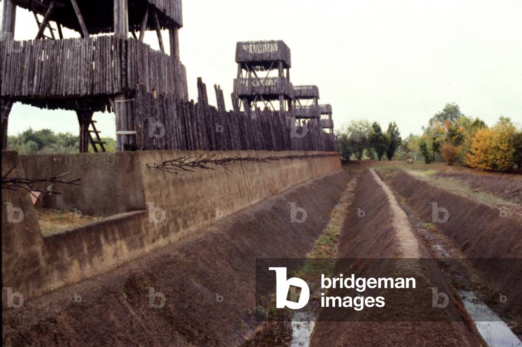 Roman fort, Alesia, reconstruction. Archeodrome, France.