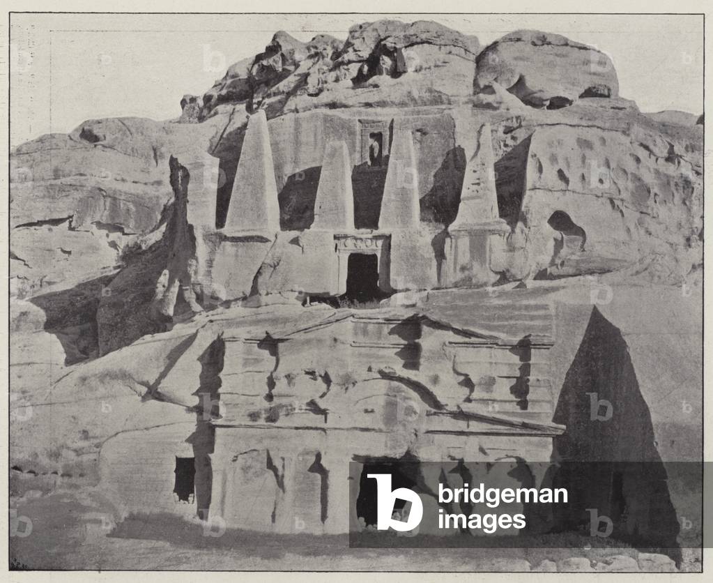 Petra, ein Doppelgrab (s/w Foto)