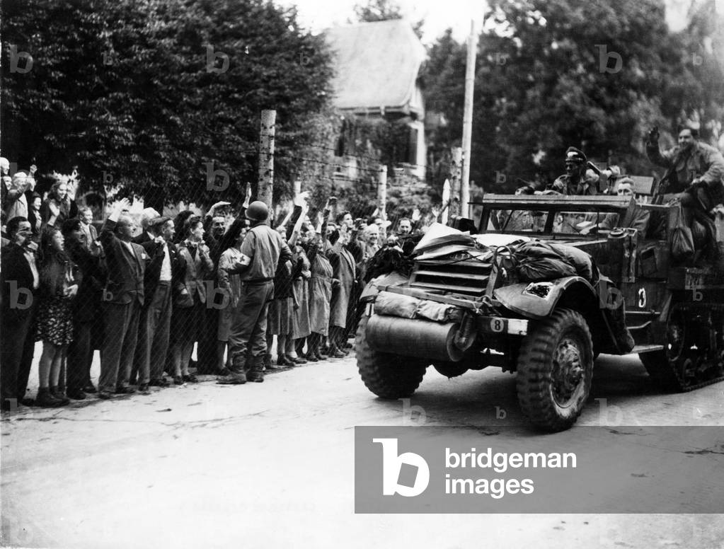 A proposito di civili inglesi e americani rinchiusi a causa di una decisione amministrativa, nel campo di Vitt