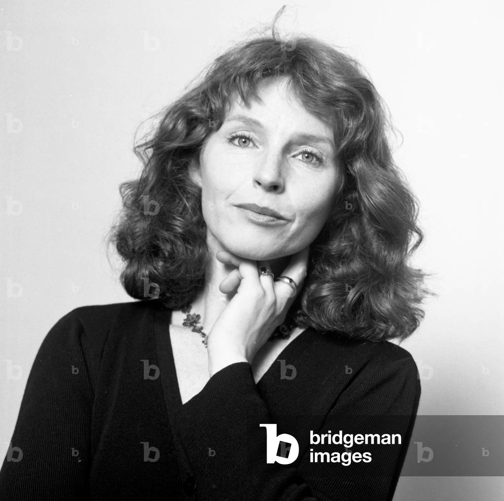 Bild von Fotografie "CAROLINE CASADESUS" von Louis Monier, b/w