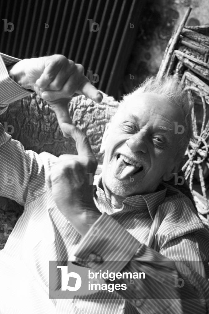 Robert Massin (b/w photo by Sophie Bassouls