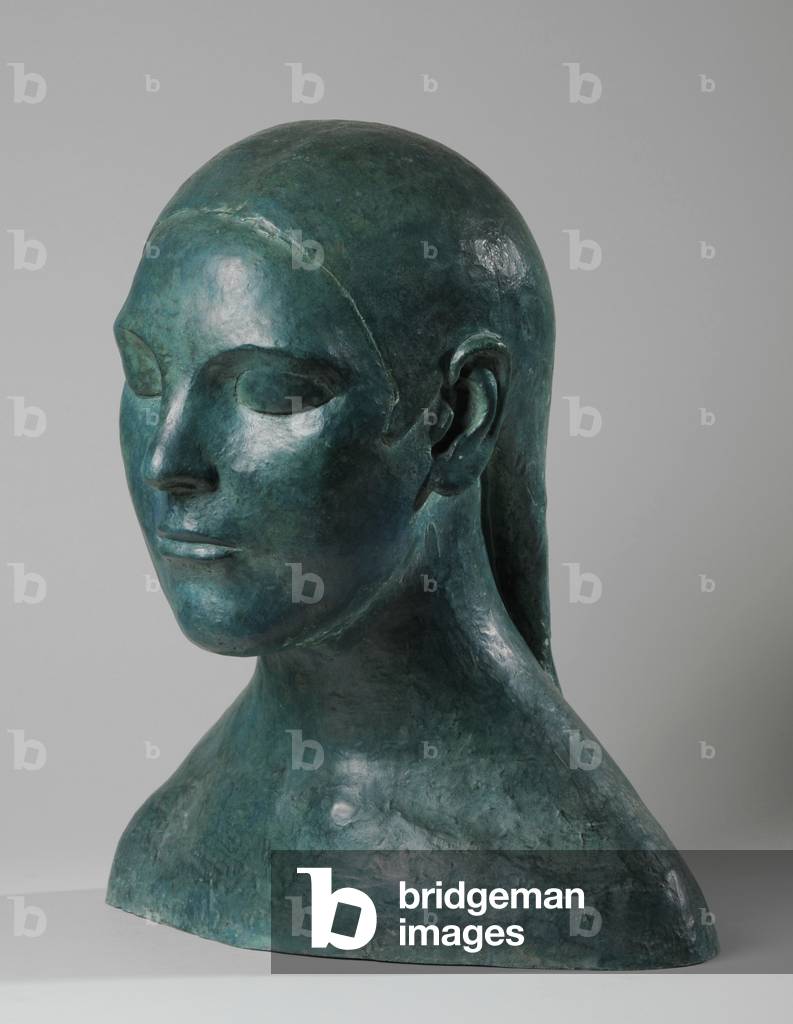 "Busto di Marie Rankin", 1911 di Jacob Epstein, b/w