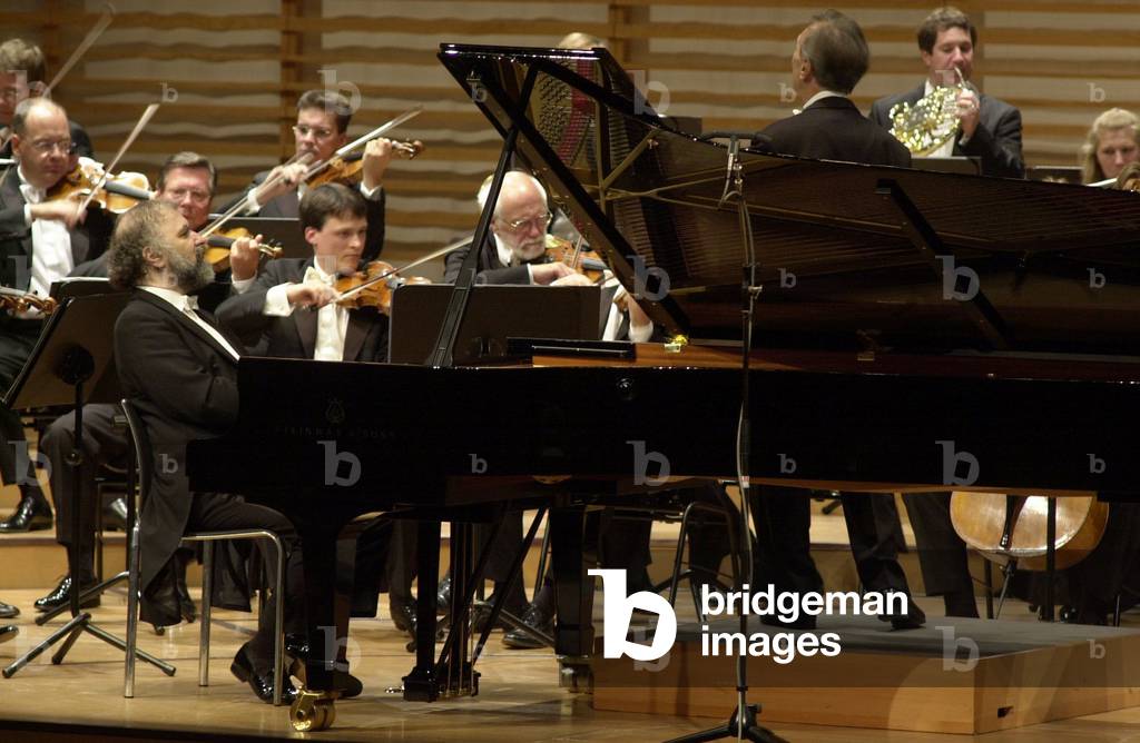 Radu Lupu at piano with Berlin Philharmonic Orchestra under Claudio Abbado,  Lucerne 2001