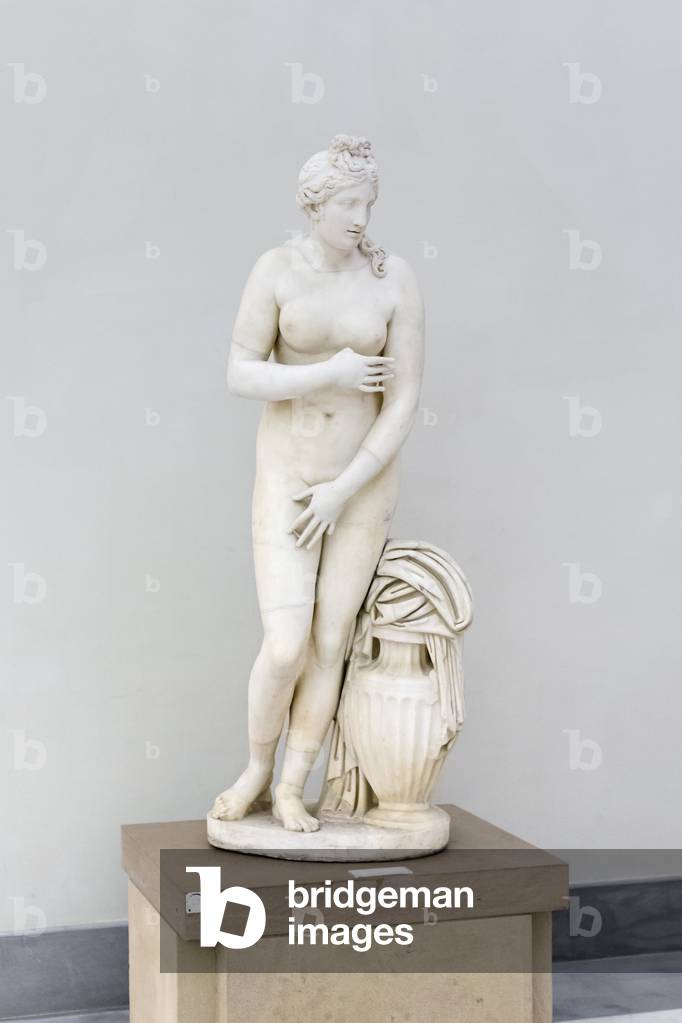 Aphrodite, capitoline type , 2nd century AD, after a greek original of the 2nd-3rd century BC (marble)