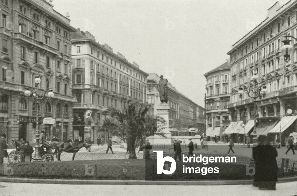 Milano/Milano: Piazza Ellittica, Monumento a Parini (foto in b/n)