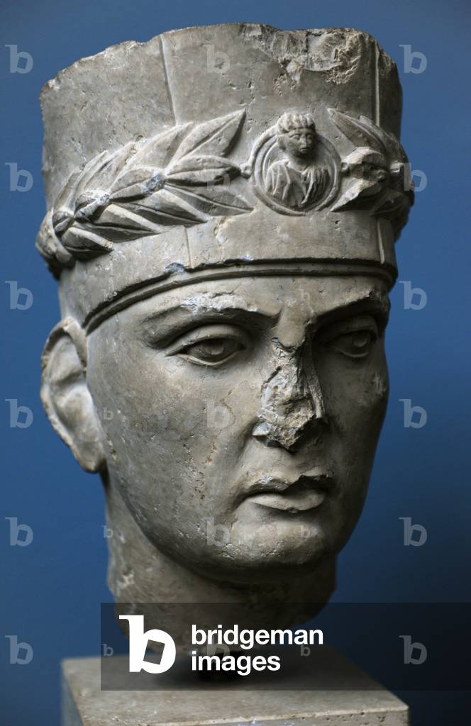 "Ein Palmyren-Priester. CA. 190-210 A.C. Kalkstein. Carlsberg Glyptotek Museum. Kopenhagen. Dänemark."