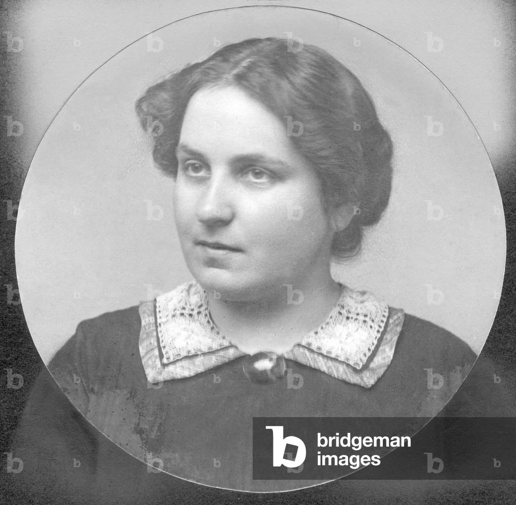 Elly Heuss-Knapp 1912, b/w