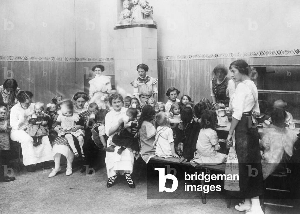 Immagine di Fotografia "Insegnanti di scuola materna a Berlino" 1914