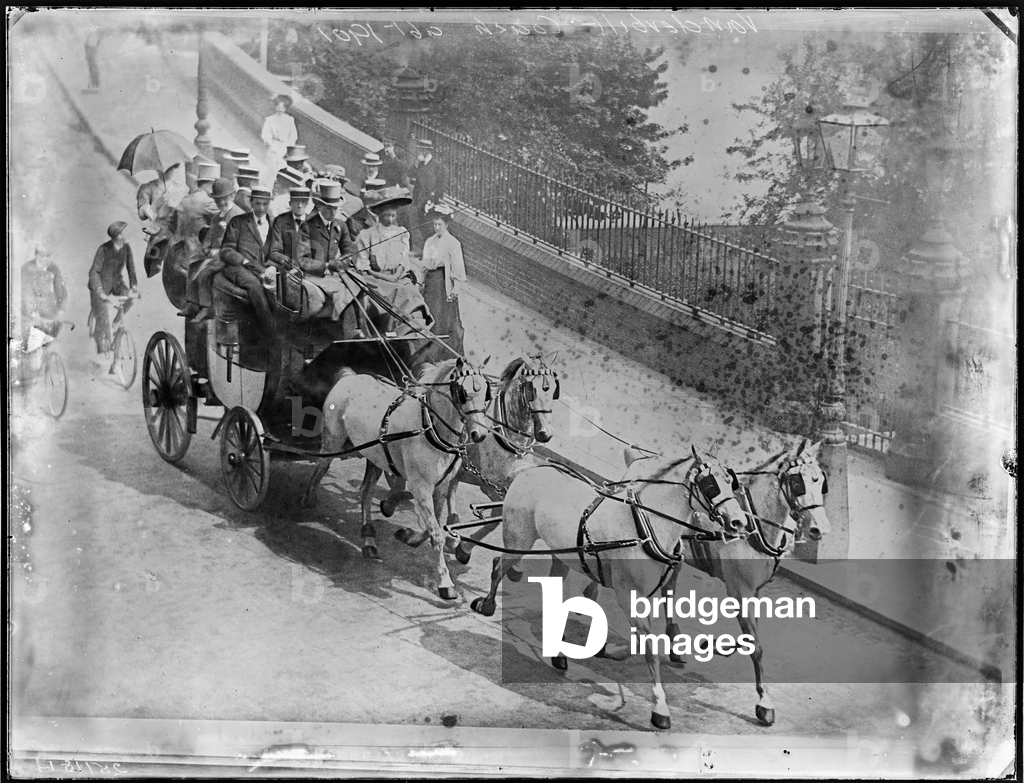 Immagine di Fotografia "PUTNEY HIGH STREET" 1909