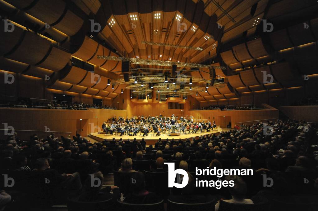 "Das Symphonieorchester des Bayerischen Rundfunks (BR) unter der Leitung von Bernard Haitink spielt Gustav Mah