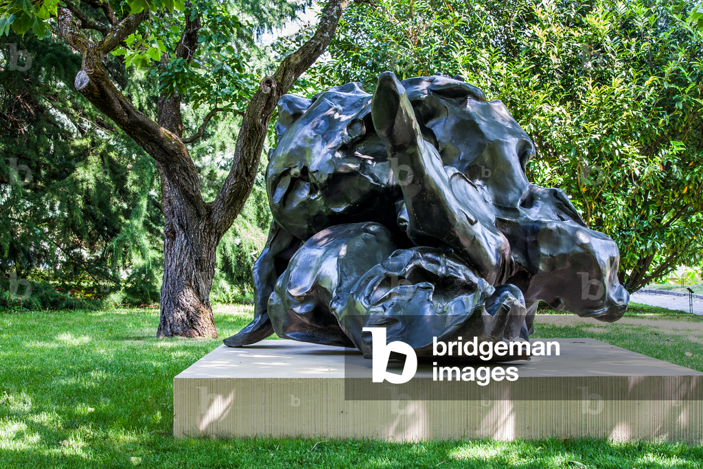 Reclining figure (bronze)