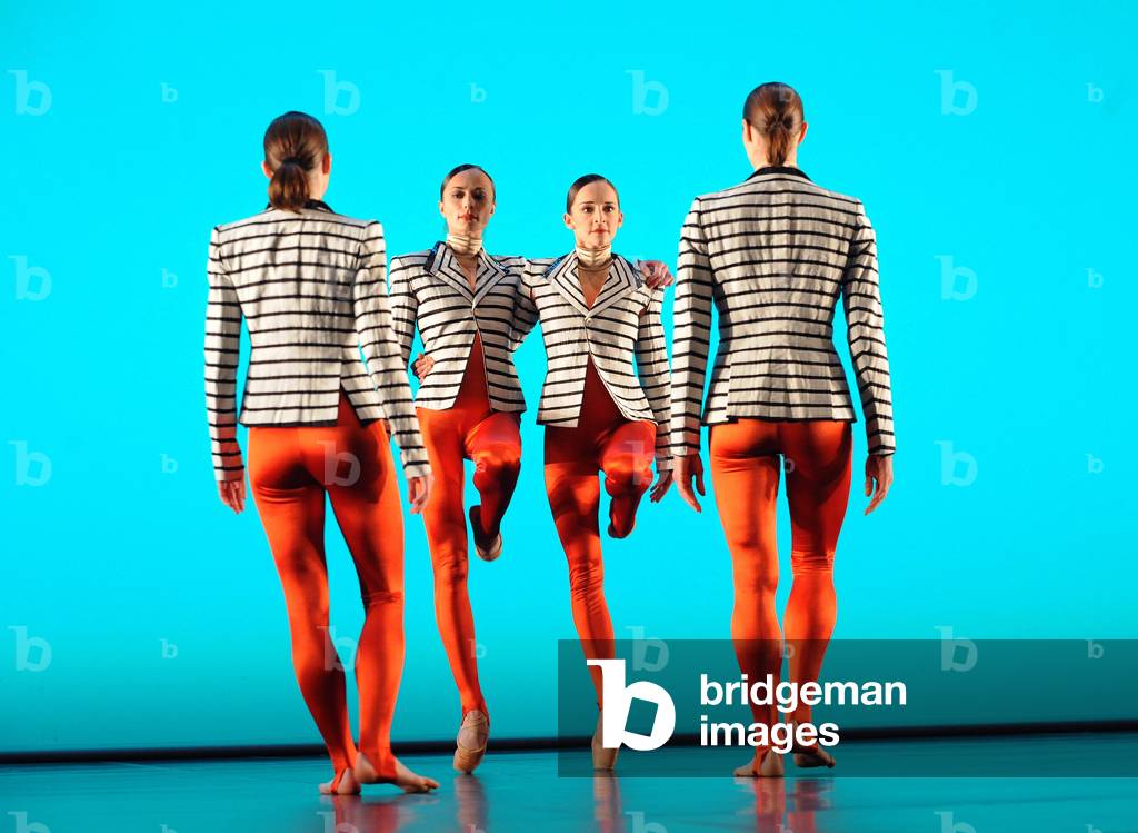 Female dancers in Come, Been and Gone (photo)