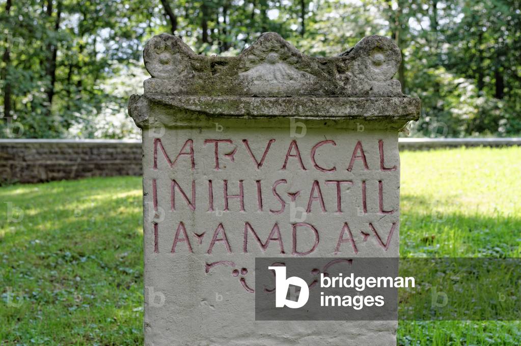 Image of Pesch, consecrated stone for the Matronae Aufaniae, Bad