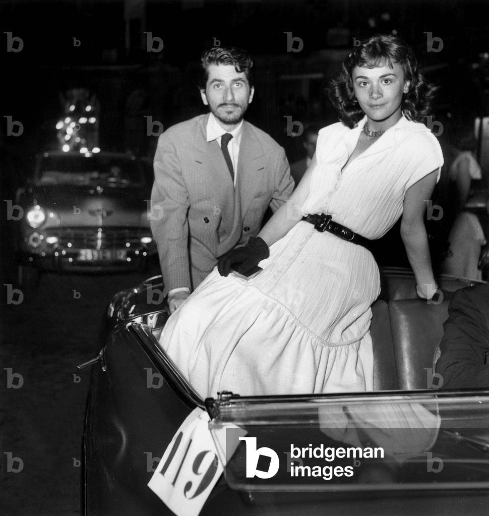 Bild von Fotografie "Danielle Delorme und Daniel Gelin beim Car and Elegance Contest in Paris 7. Juni 1950 (s/